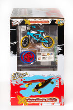 Grip & Tricks Mini Pro Skate Park X-TREM Rider Shop Set | Mini Skatepark for Fingers with Halfpipe Ramp & Skateboard Toys Set | Finger Toys BMX for Xtreme Sports Tricks & Stunts | (Multicolored)